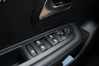 Peugeot 208 – thumbnail 17
