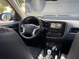 Mitsubishi Outlander – thumbnail 12
