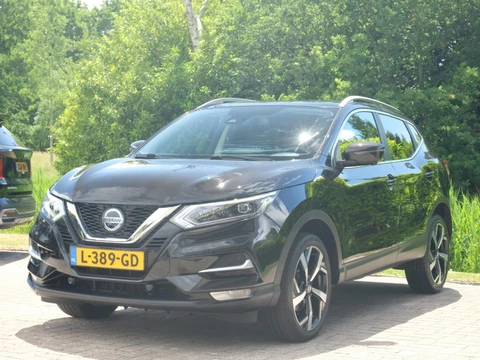 Nissan Qashqai 1.3 DIG-T Premium Edition 140 PK | Lederen bekleding | Panoramadak | 360 Camera | Stoelverwarming | Navigatie | CarPlay | LMV 19" | LED