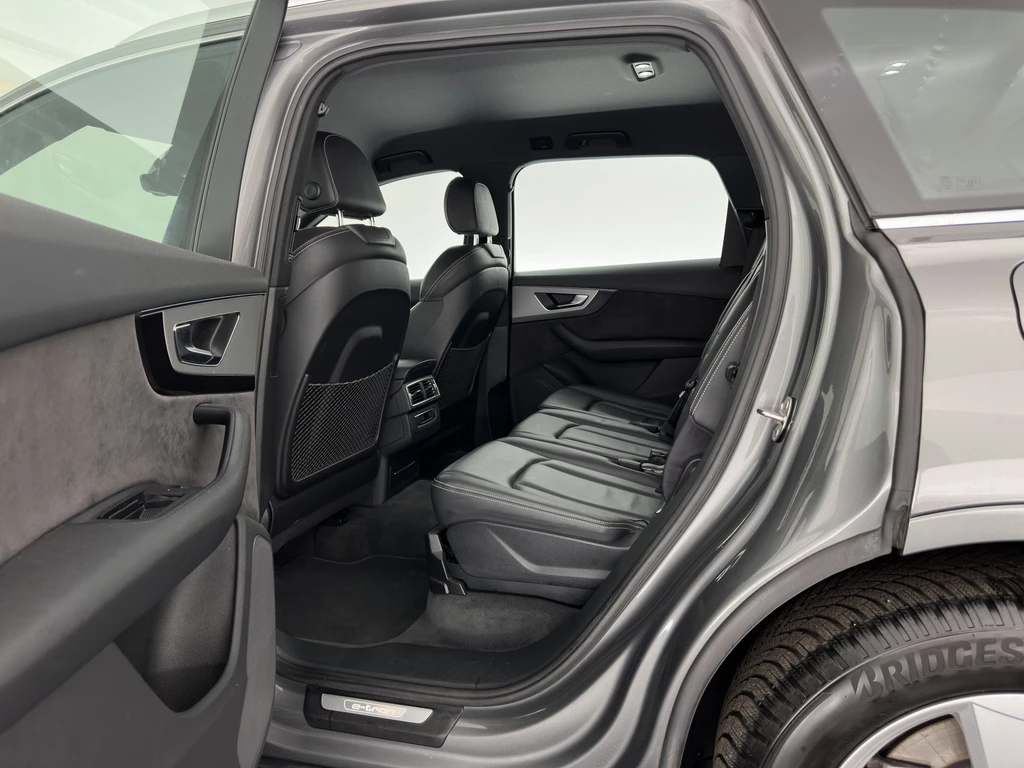Audi Q7 – foto 10