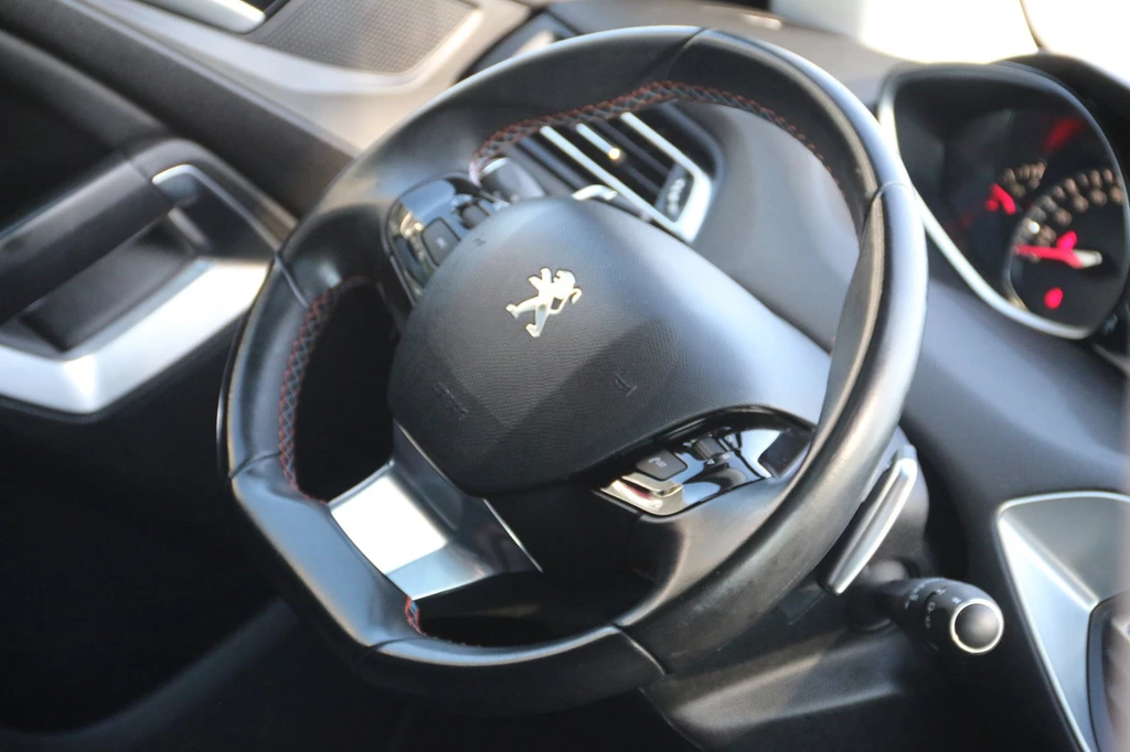 Peugeot 308 – foto 13