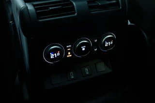 Land Rover Defender – thumbnail 14