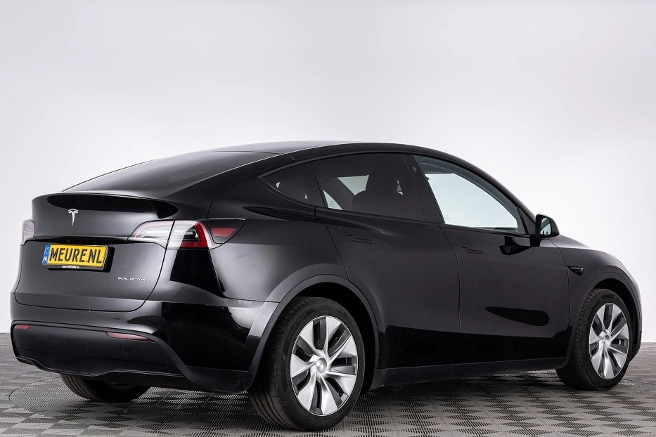 Tesla Model Y – foto 4