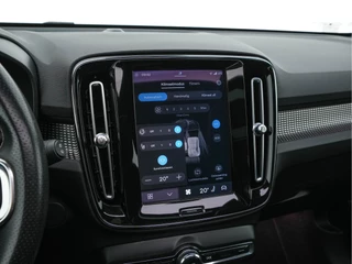 Volvo XC40 – thumbnail 18