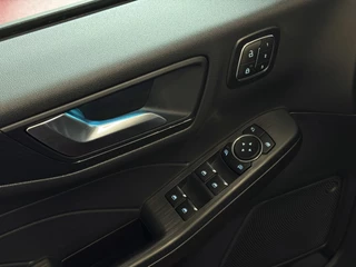 Ford Kuga – thumbnail 34