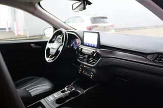 Ford Kuga – thumbnail 14
