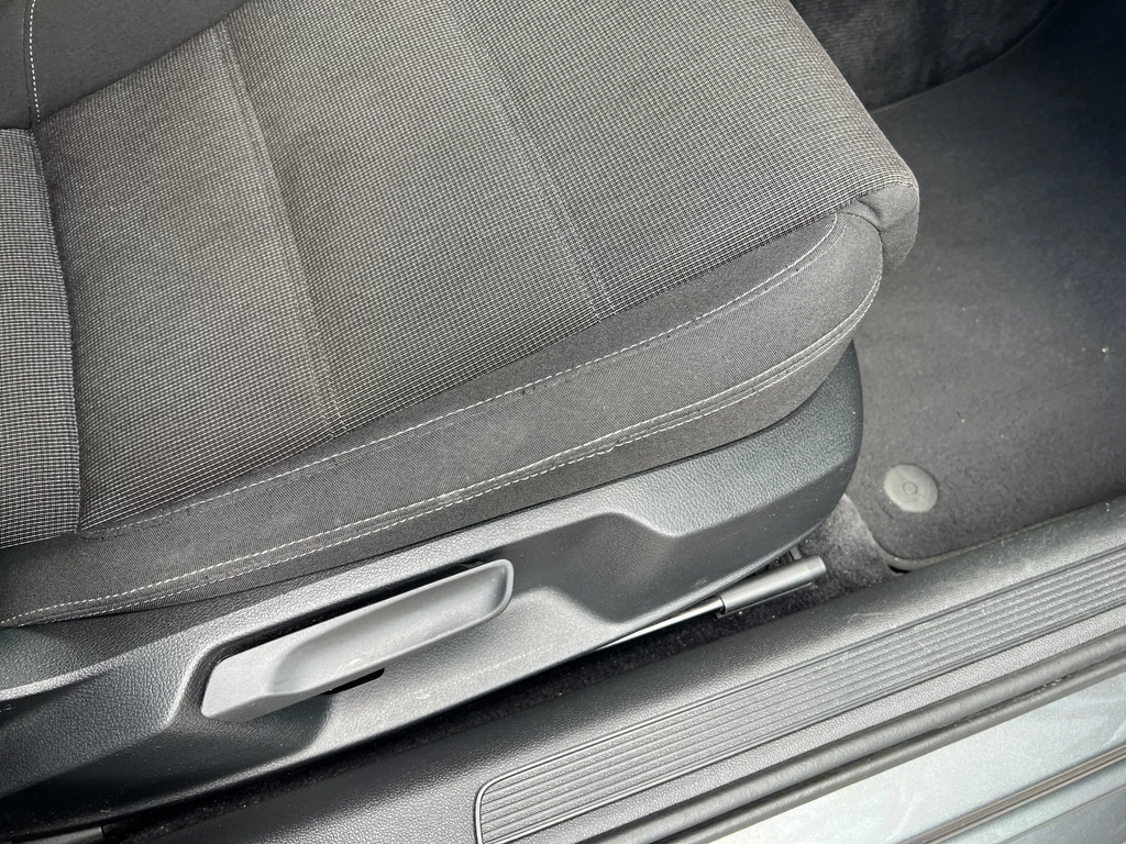 Volkswagen Passat – foto 33