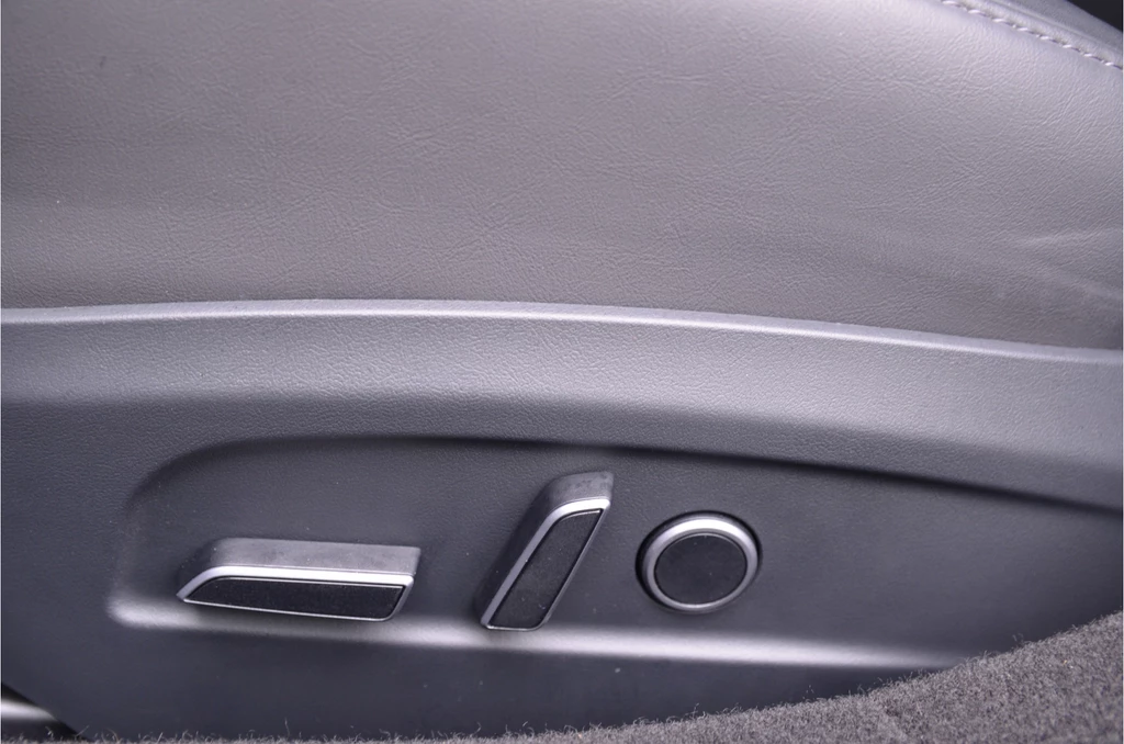Tesla Model 3 – foto 8