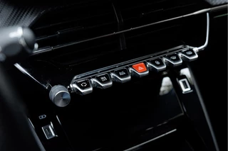 Peugeot 208 – thumbnail 17