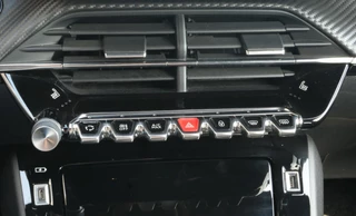 Peugeot e-208 – thumbnail 15