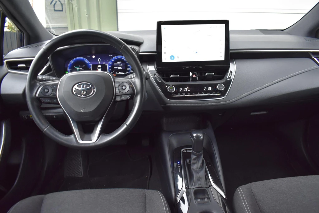Toyota Corolla Touring Sports – foto 13