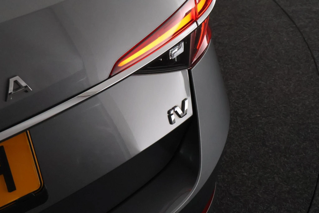 Škoda Superb – foto 48