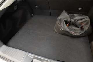 Toyota Prius – thumbnail 31