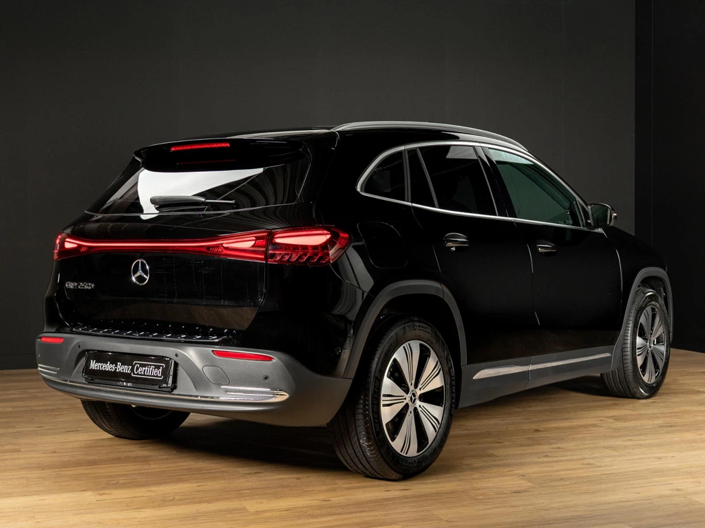 Mercedes-Benz EQA – foto 2