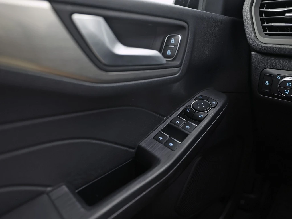 Ford Kuga – foto 24