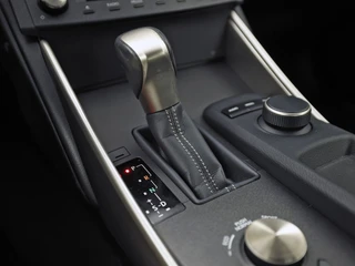 Lexus IS – thumbnail 27