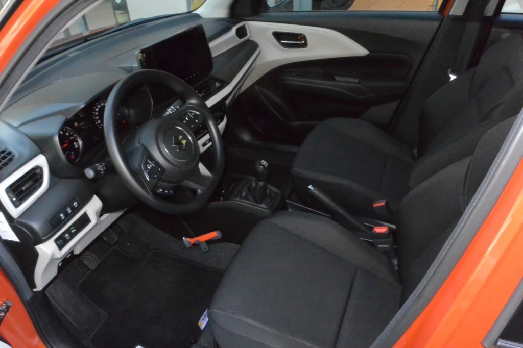 Suzuki Swift – foto 18