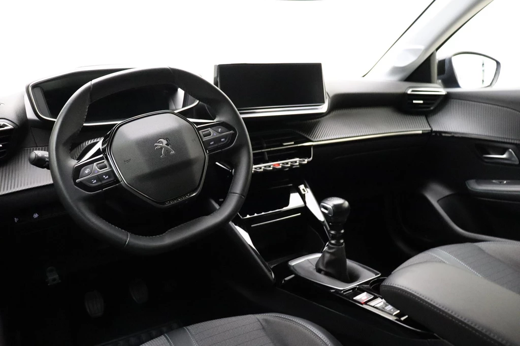 Peugeot 208 – foto 10