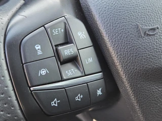 Ford Kuga – thumbnail 29