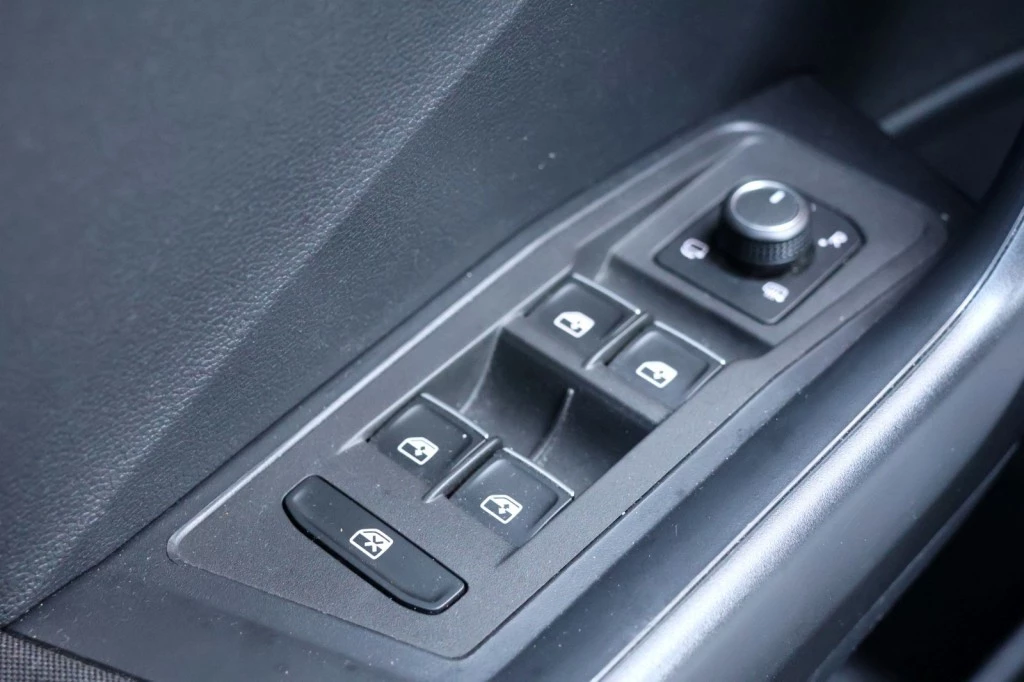 Volkswagen T-Roc – foto 23
