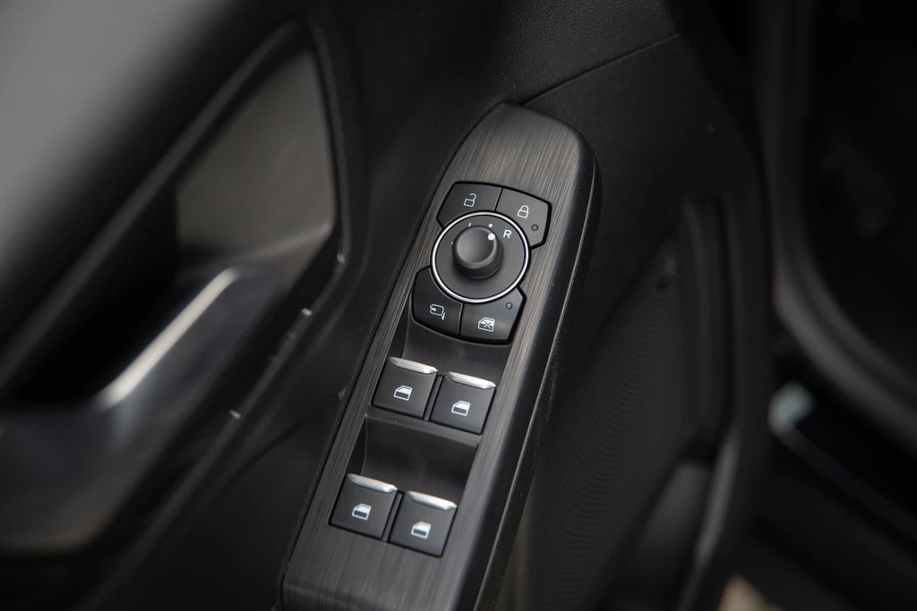 Ford Kuga – foto 28