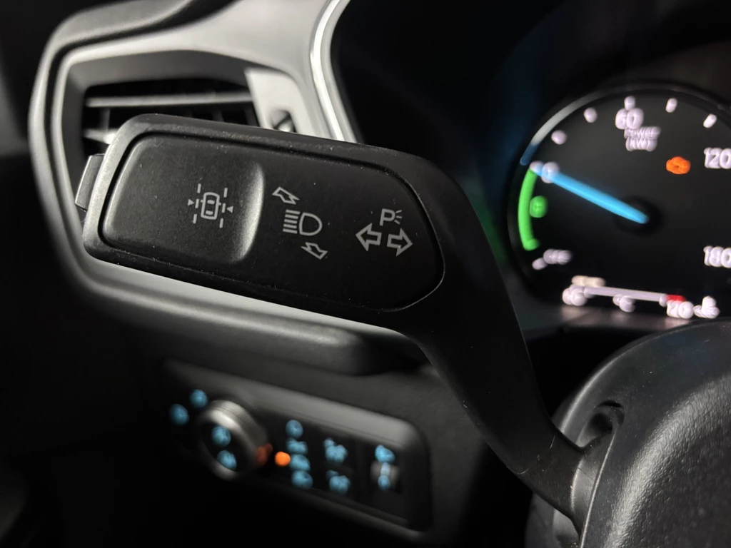 Ford Kuga – foto 17