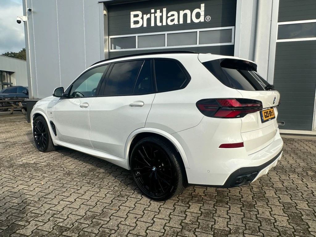 BMW X5 – foto 2