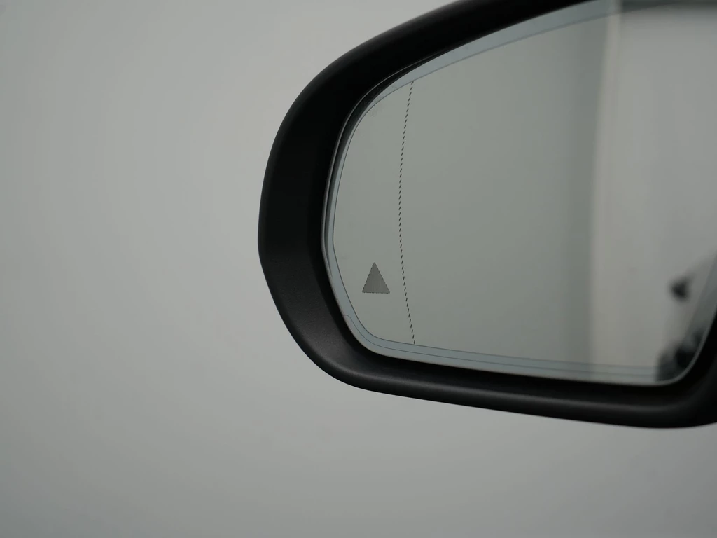 Mercedes-Benz EQC – foto 21