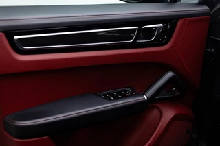 Porsche Cayenne – thumbnail 23