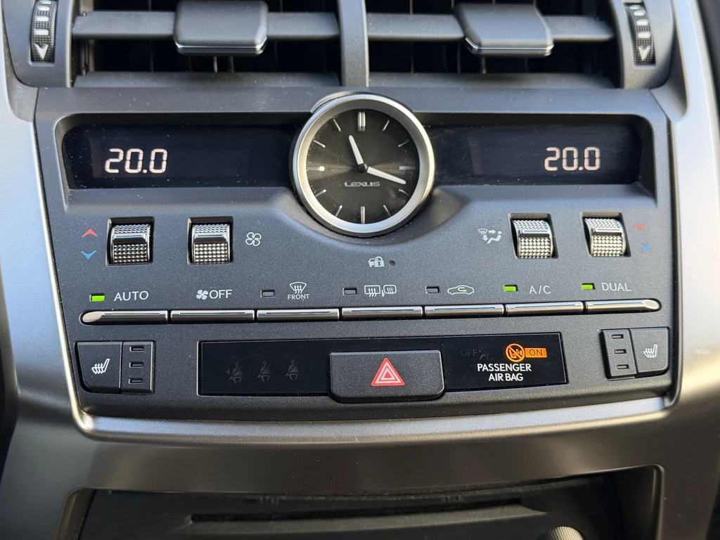 Lexus NX – foto 29