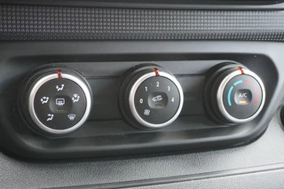 Renault Trafic – thumbnail 10