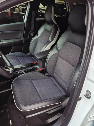 Renault Captur – thumbnail 12