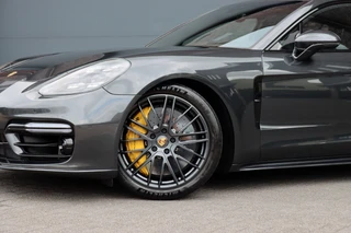 Porsche Panamera – thumbnail 18