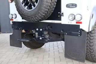 Land Rover Defender – thumbnail 8