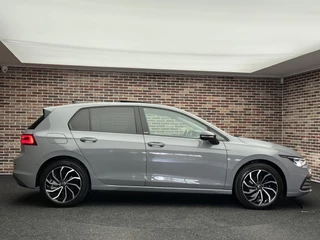 Volkswagen Golf – thumbnail 8