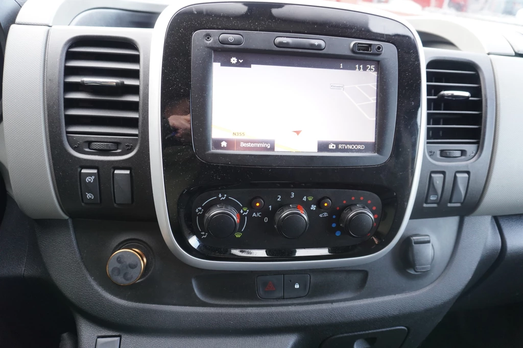 Renault Trafic – foto 18