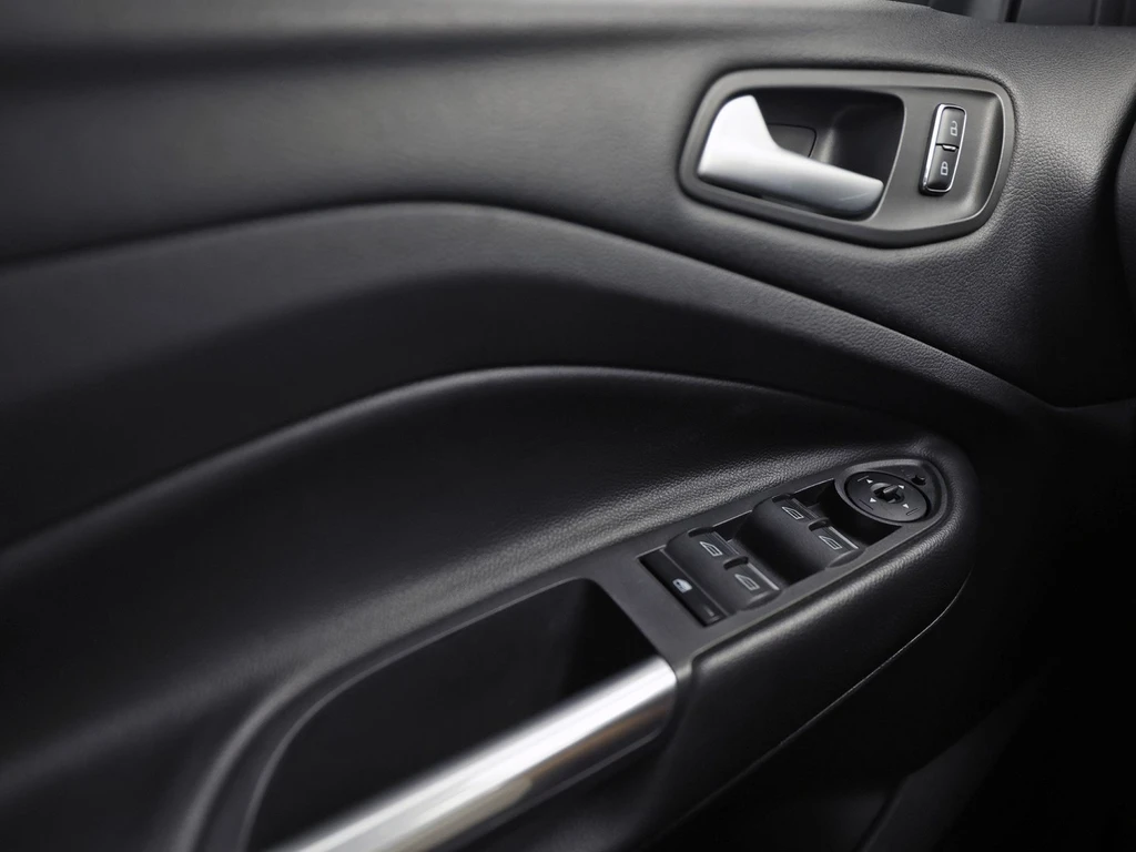 Ford Kuga – foto 19