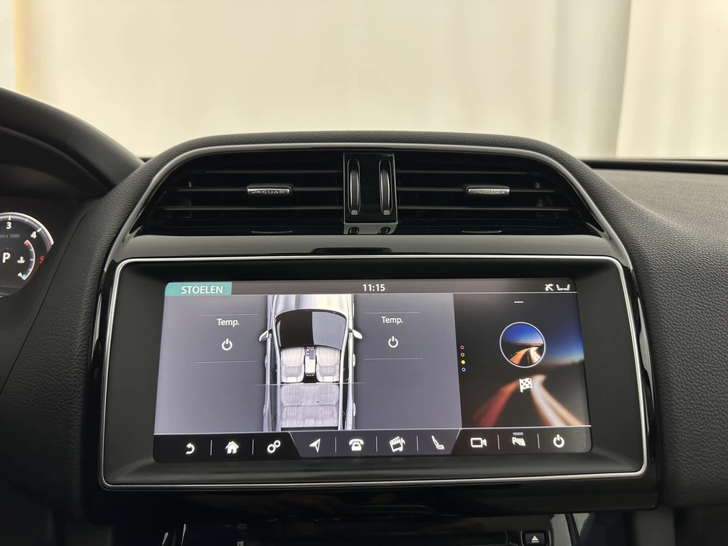 Jaguar F-PACE – foto 17