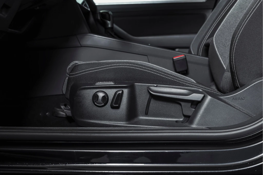 Volkswagen Passat – foto 23