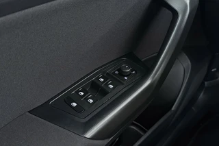 Volkswagen T-Roc – thumbnail 37