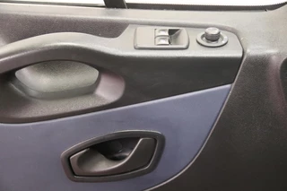 Opel Vivaro – thumbnail 15