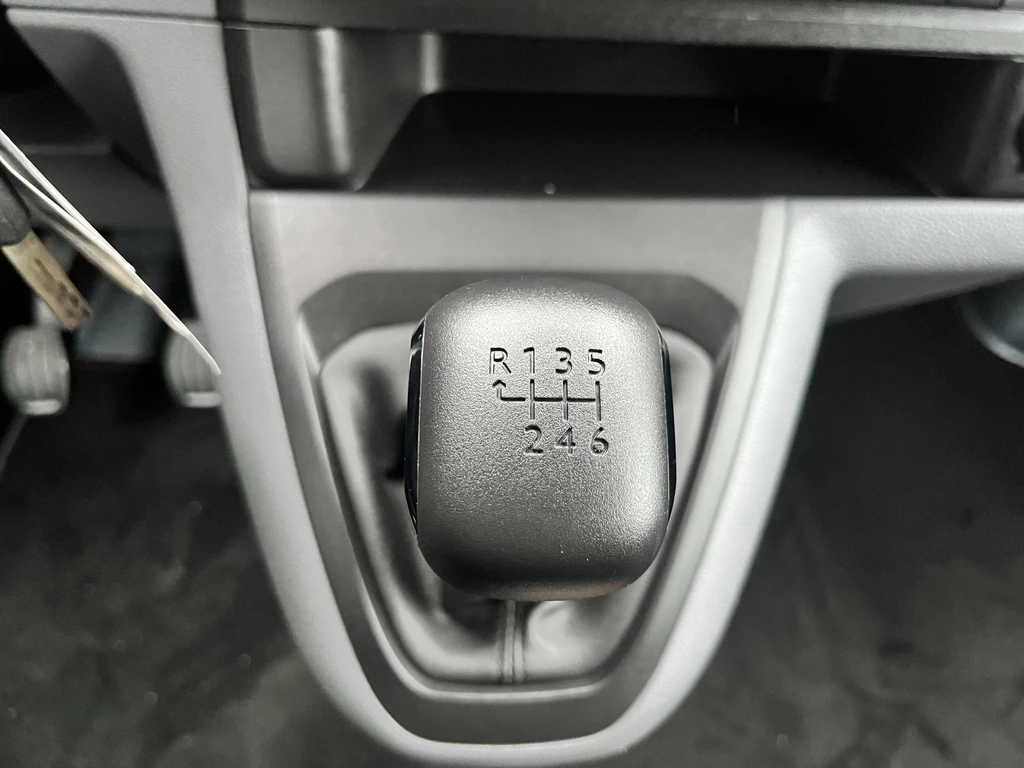 Opel Vivaro – foto 28