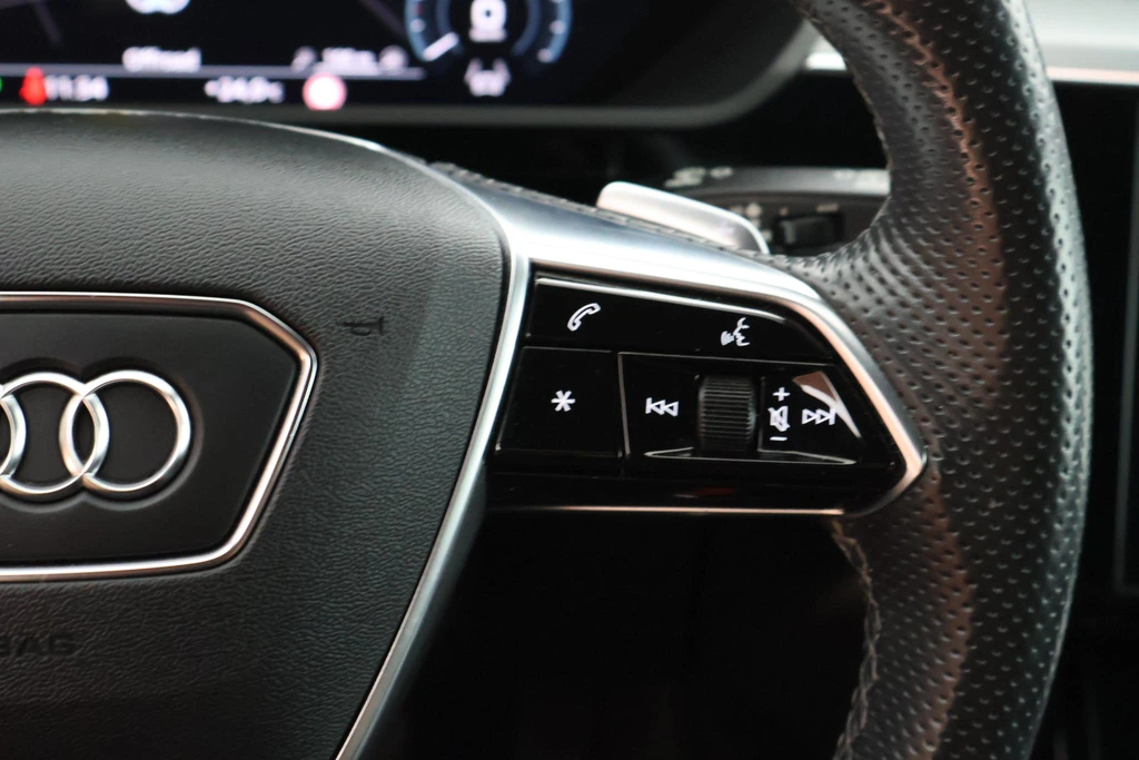 Audi e-tron – foto 18