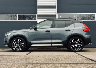 Volvo XC40 – thumbnail 2