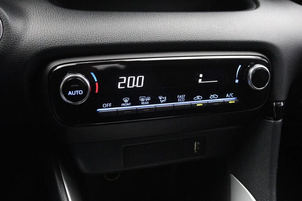 Toyota Yaris – foto 23
