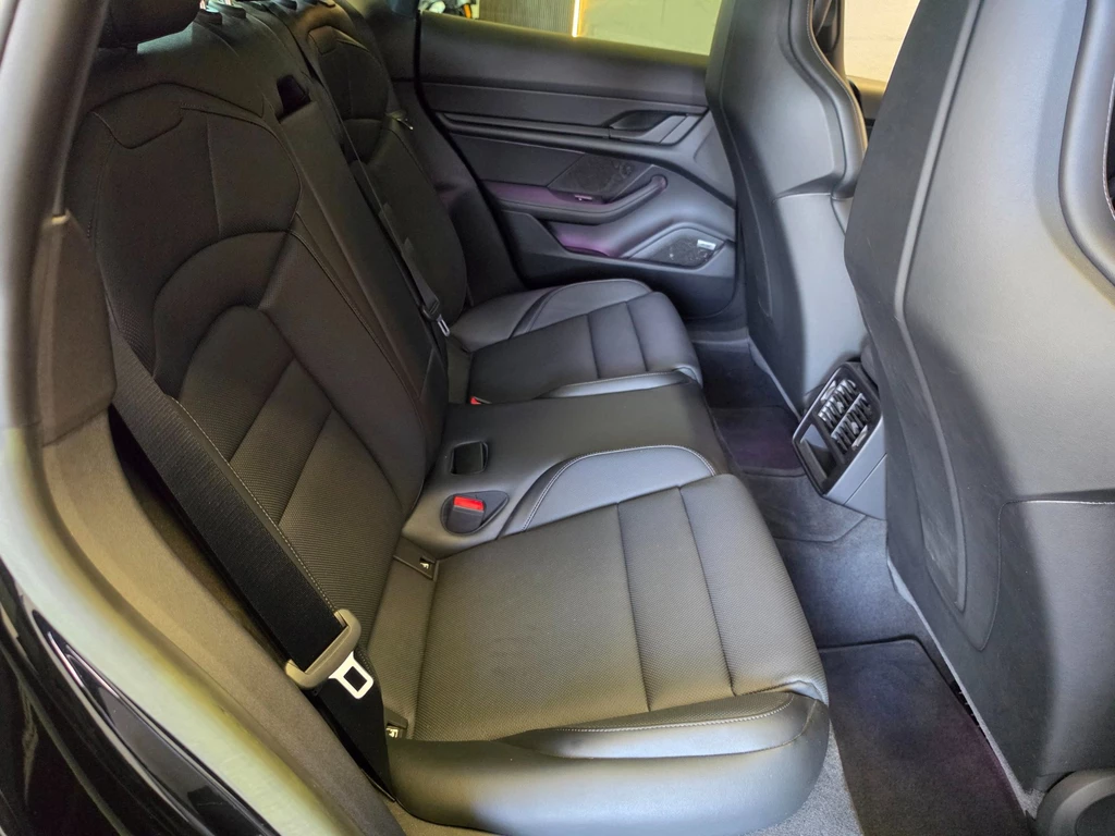 Porsche Taycan – foto 15