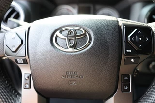 Toyota Hilux – thumbnail 20