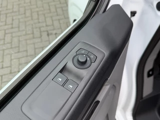 Ford Transit Custom – thumbnail 16
