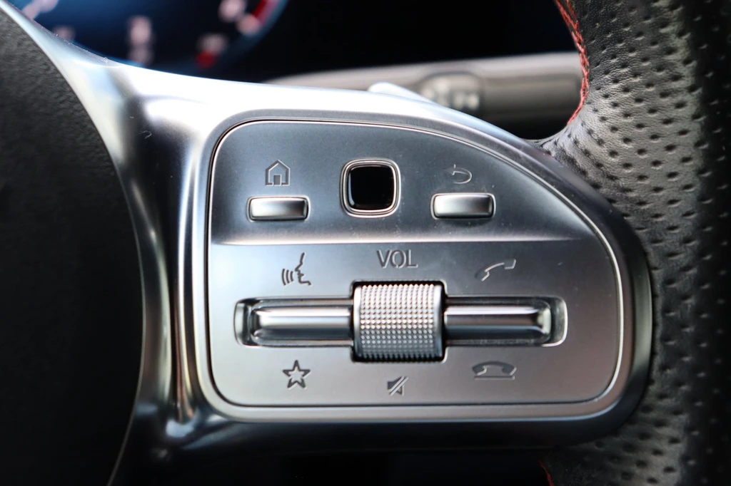 Mercedes-Benz CLA – foto 32