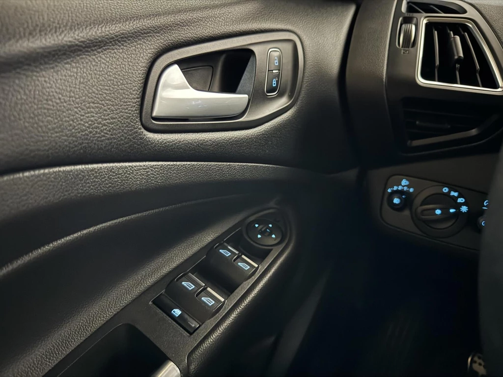 Ford Kuga – foto 33